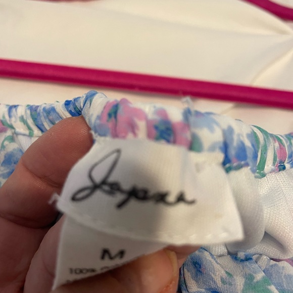 Coachella or concert-going Crop top. like Free People Brand; boho style. So soft - Picture 3 of 5